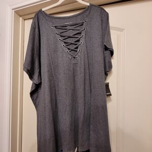 Torrid new gray relaxed lace-up short sleeve tee, Size 4, NWT